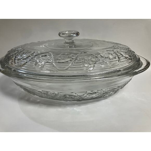 Anchor Hocking Avalon Casserole Dish & Lid 3 Quart Oval VTG Pressed Glass Floral - Picture 5 of 7